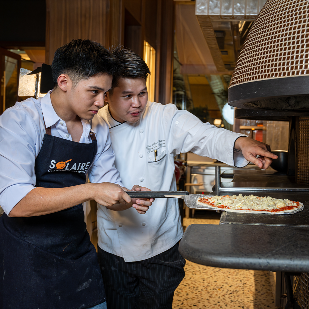 Trattoria e Dolci: Pizza Cooking Class