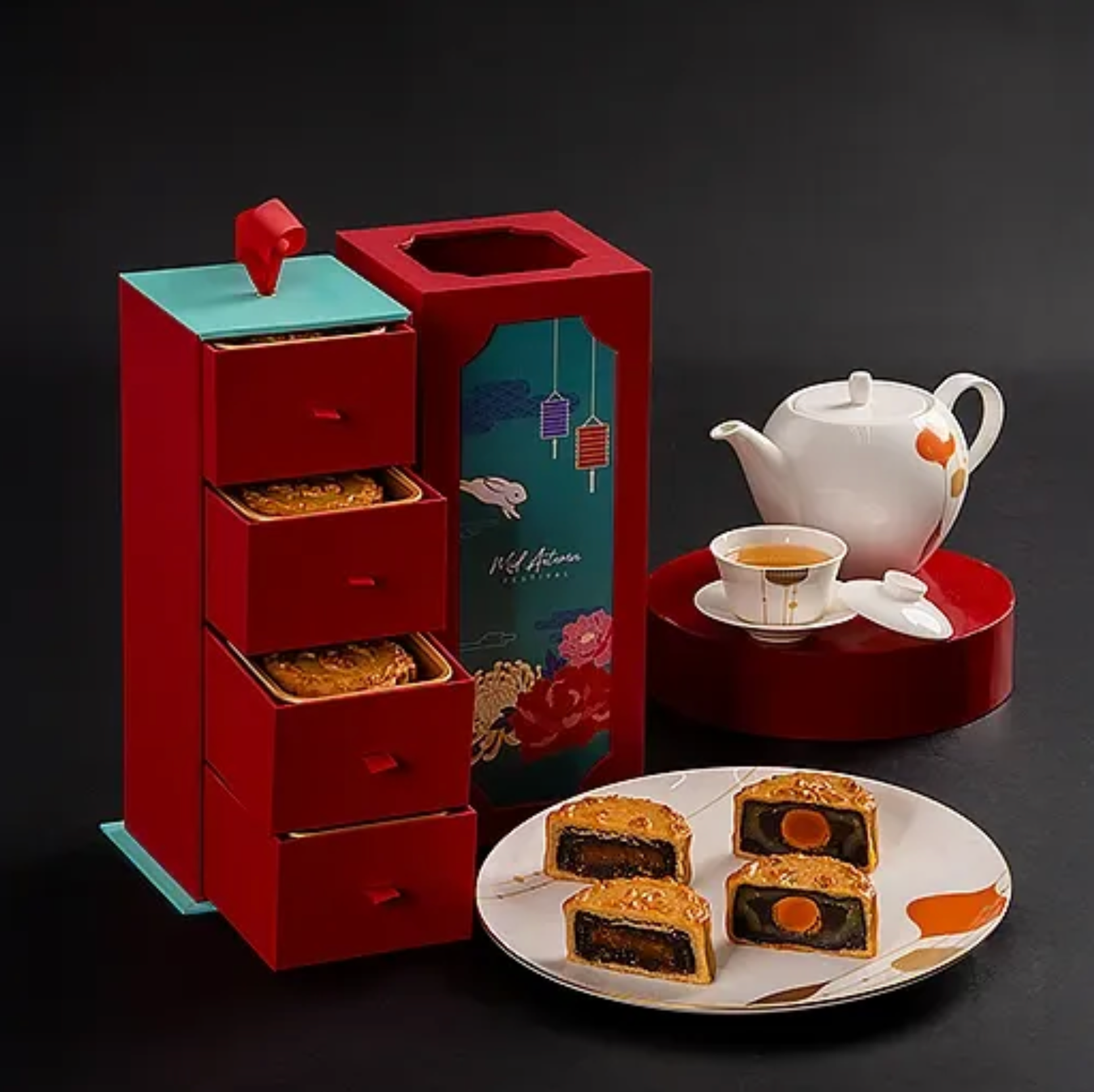 The Solaire Lantern Small Mooncakes available in boxes of four or six at Red Lantern in Solaire Resort Entertainment City