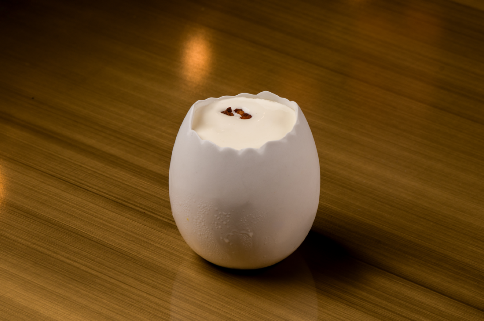 Soak up the sun by the pool with a refreshing sip of Pool Café’s Limone Negroni